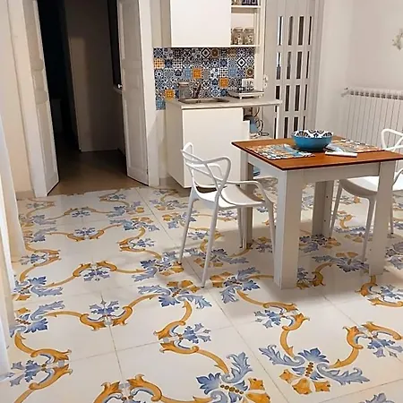 Coast Apartamento *